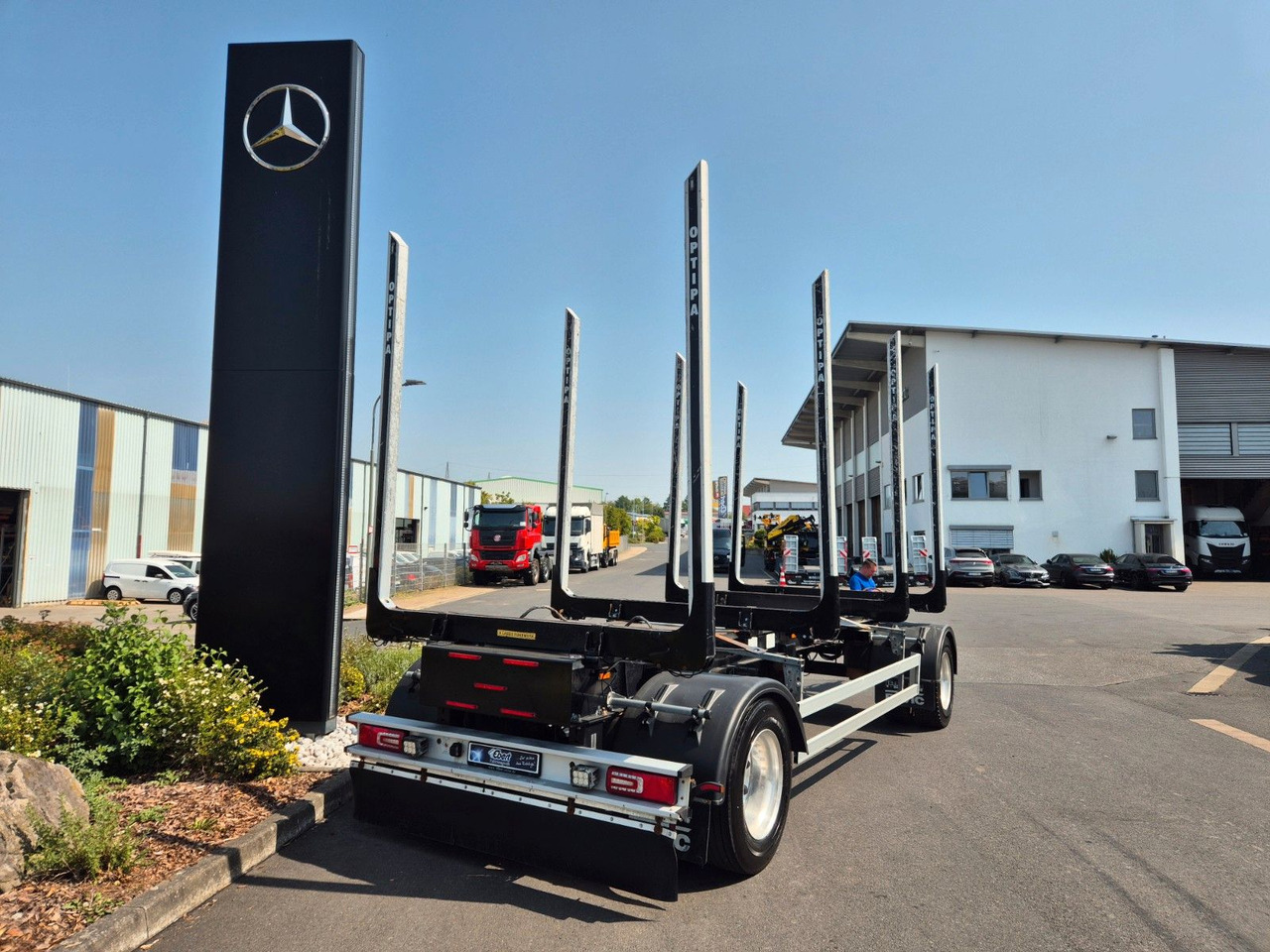 PAVIC HTA 20 QSTE 690 SAF Achsen Alu-Felgen - 木材运输拖车:图3 PAVIC HTA 20 QSTE 690 SAF Achsen Alu-Felgen - 木材运输拖车:图3