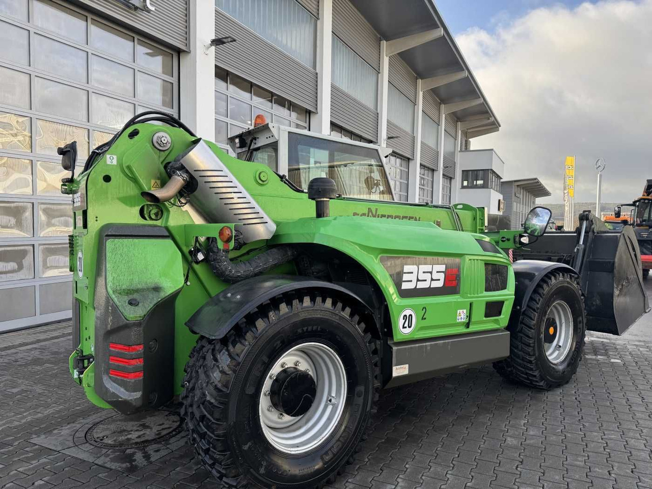 Sennebogen 355 E / Greifschaufel / nur 2.260h! - 轮式装载机:图3 Sennebogen 355 E / Greifschaufel / nur 2.260h! - 轮式装载机:图3