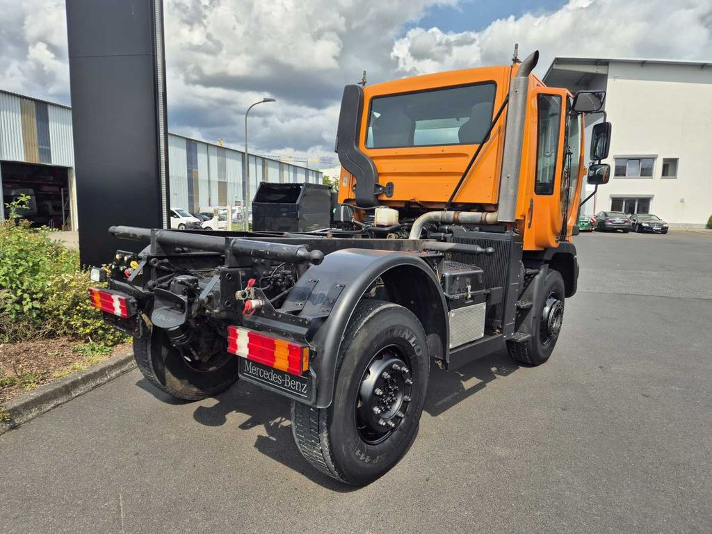 驾驶室底盘卡车 Unimog U 400 4x4 Fahrgestell Vario Pilot Zapfwelle LOF：图9