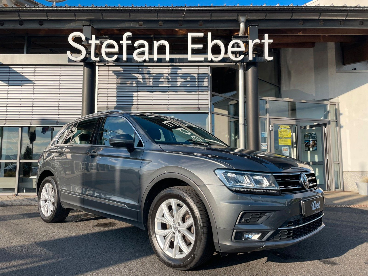 Volkswagen Tiguan 2.0 TSI Highline 4M AHK+LED+DAB+ACC+PDC - 越野车:图1 Volkswagen Tiguan 2.0 TSI Highline 4M AHK+LED+DAB+ACC+PDC - 越野车:图1