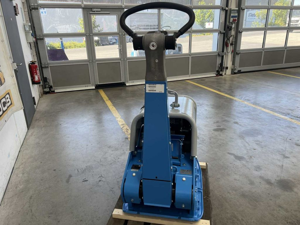 Weber CR 7 WSA Hatz-Diesel / 484 kg Rüttelplatte Weber CR 7 WSA Hatz-Diesel / 484 kg Rüttelplatte - 建筑机械:图5 Weber CR 7 WSA Hatz-Diesel / 484 kg Rüttelplatte Weber CR 7 WSA Hatz-Diesel / 484 kg Rüttelplatte - 建筑机械:图5