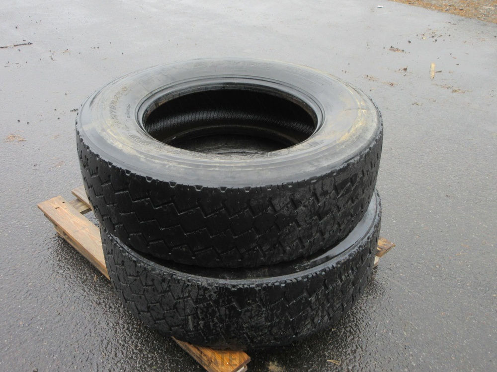 Dunlop 315/70 R22,5 renkaat 2kpl - 轮胎 适用于 建筑机械:图1 Dunlop 315/70 R22,5 renkaat 2kpl - 轮胎 适用于 建筑机械:图1