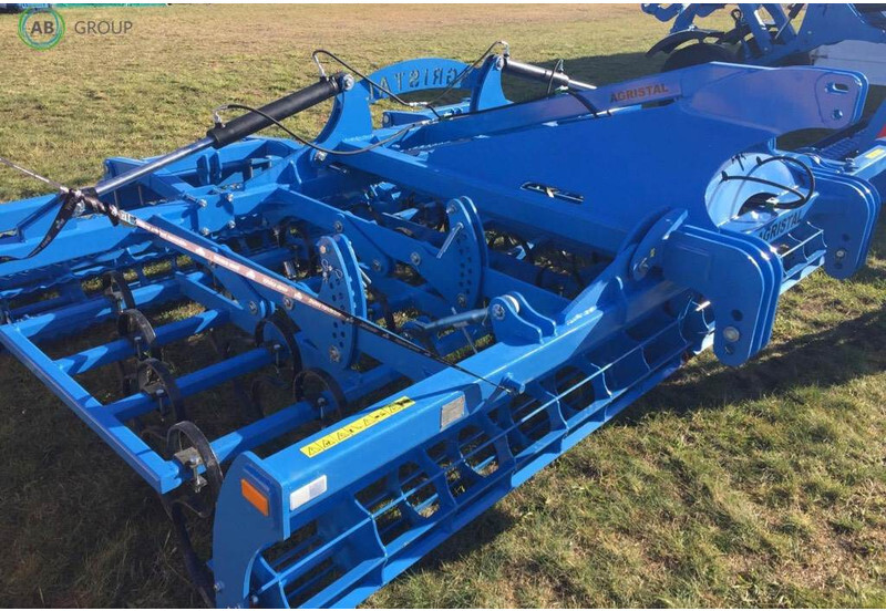 AGRISTAL Hydraulically folding seedbed cultivator/ - 耕耘机:图2 AGRISTAL Hydraulically folding seedbed cultivator/ - 耕耘机:图2