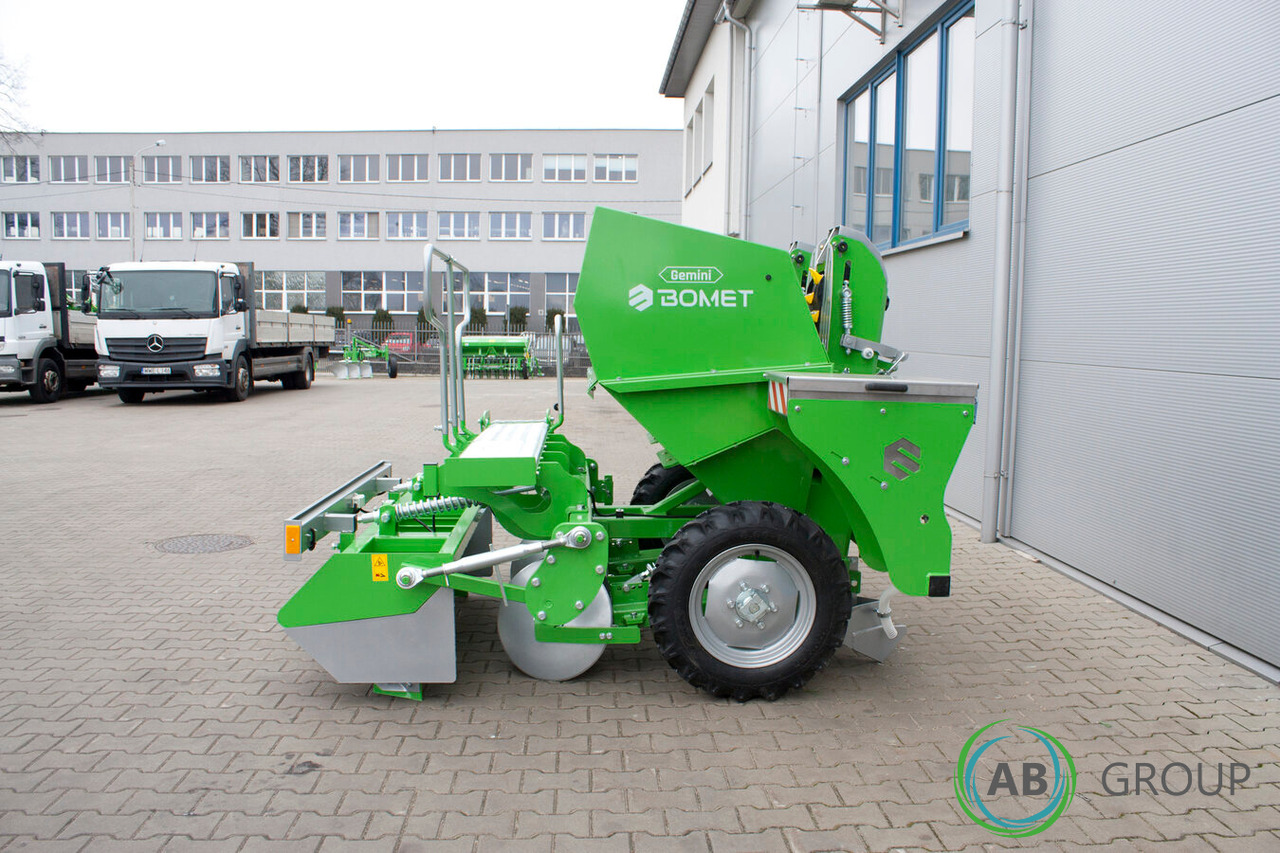 Bomet Gemini S339/1 two-row potato planter (inter-row width: 75 - 90 cm) - 马铃薯种植机:图2 Bomet Gemini S339/1 two-row potato planter (inter-row width: 75 - 90 cm) - 马铃薯种植机:图2