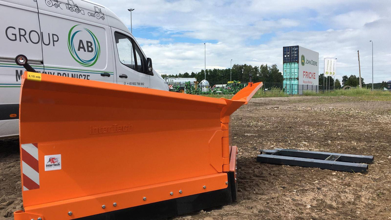 Inter-Tech Hydraulic Plow PSSHV-01, 3.15 m - 推雪板 适用于 农业机械:图2 Inter-Tech Hydraulic Plow PSSHV-01, 3.15 m - 推雪板 适用于 农业机械:图2