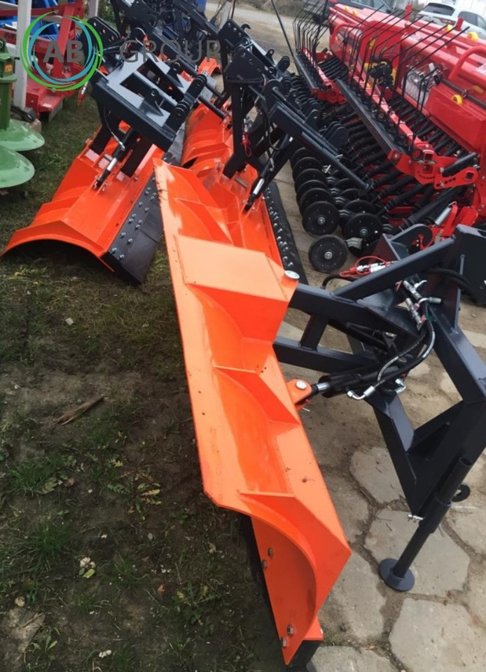 Metal-Technik straight snow plow 2m - 推雪板 适用于 农业机械:图1 Metal-Technik straight snow plow 2m - 推雪板 适用于 农业机械:图1