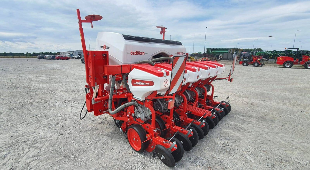 Ozdoken pneumatic precision seeder model VPKT-DG6 - on stock - 精准播种机:图1 Ozdoken pneumatic precision seeder model VPKT-DG6 - on stock - 精准播种机:图1