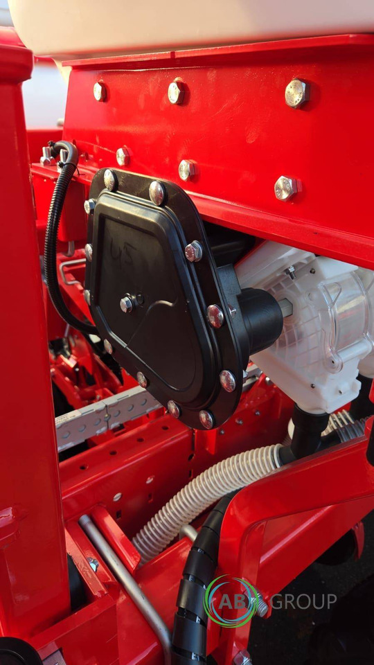 精准播种机 Siewnik OZDOKEN 6-rzędowy VPKT-DGE6 napęd elektryczny i ISOBUS:图12 精准播种机 Siewnik OZDOKEN 6-rzędowy VPKT-DGE6 napęd elektryczny i ISOBUS:图12