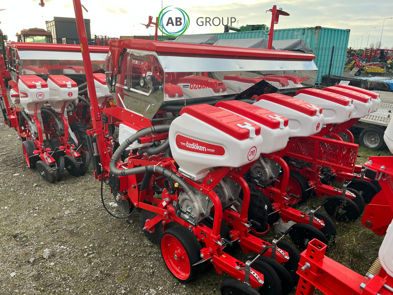 Siewnik do kukurydzy 6-rzędowy VPYT-D300 na ramie półteleskopowej z nawożeniem wgłębnym - 精准播种机:图3 Siewnik do kukurydzy 6-rzędowy VPYT-D300 na ramie półteleskopowej z nawożeniem wgłębnym - 精准播种机:图3