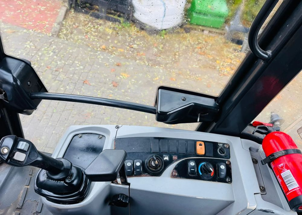 轮式装载机 Caterpillar 907H：图16