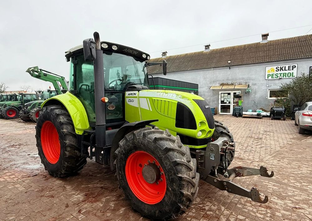 Claas Arion 620 - 拖拉机:图1 Claas Arion 620 - 拖拉机:图1
