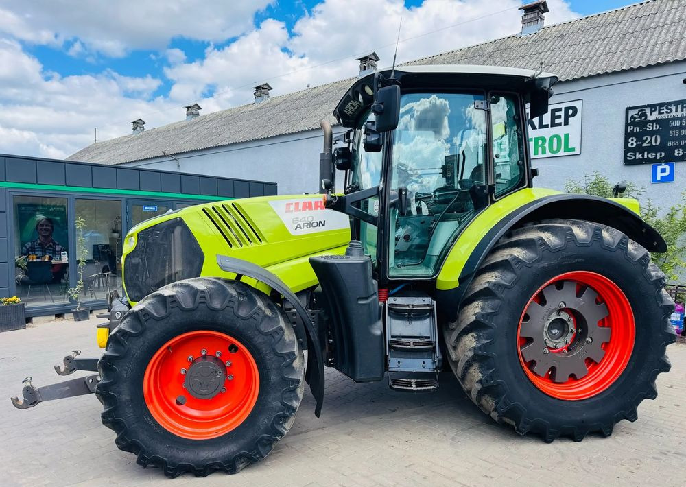 Claas Arion 640 CEBIS - 拖拉机:图3 Claas Arion 640 CEBIS - 拖拉机:图3