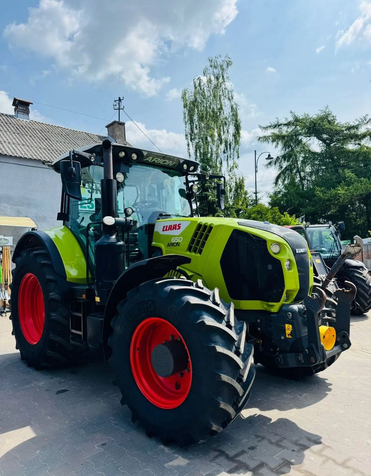 Claas Arion 650 CEBIS - 拖拉机:图2 Claas Arion 650 CEBIS - 拖拉机:图2