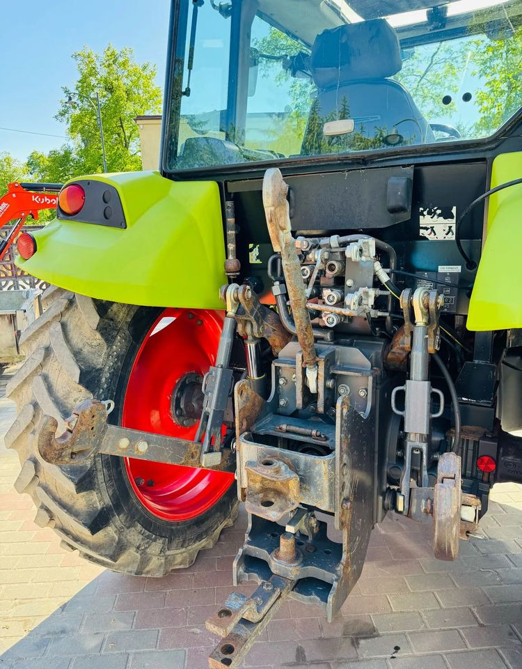 Claas Axos 330 - 拖拉机:图4 Claas Axos 330 - 拖拉机:图4