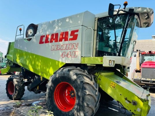 Claas LEXION 440 - 联合收割机:图4 Claas LEXION 440 - 联合收割机:图4