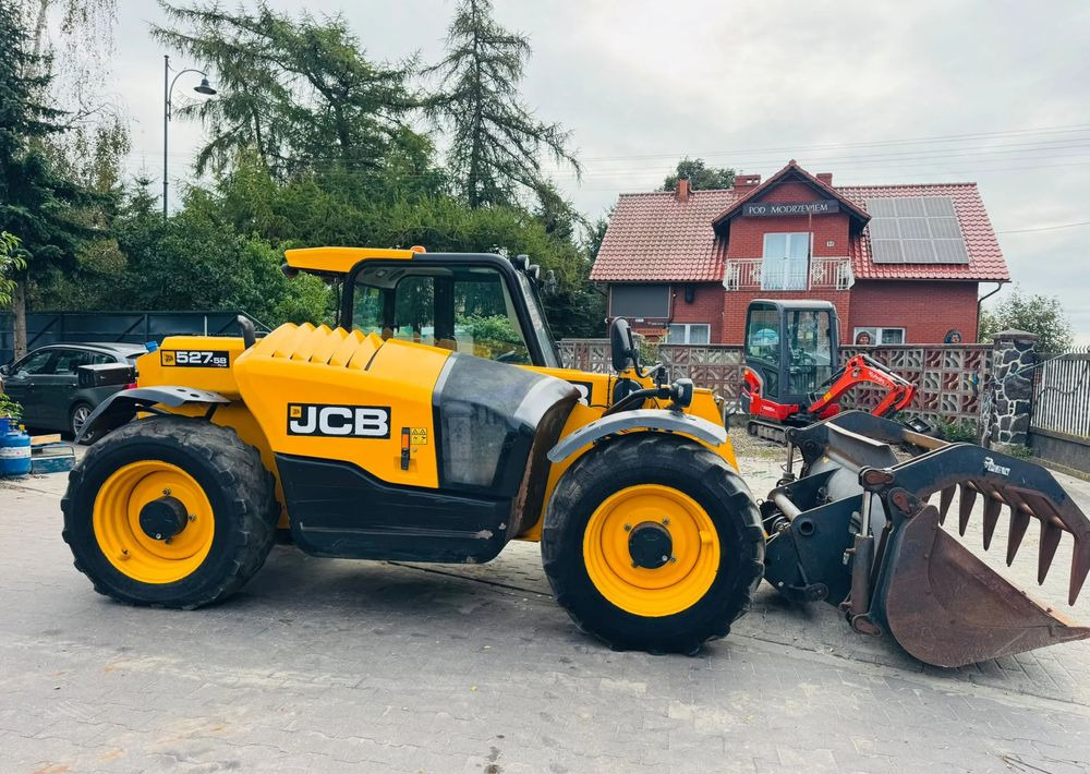 JCB 527-58 AGRI PLUS - 伸缩臂叉装车:图5 JCB 527-58 AGRI PLUS - 伸缩臂叉装车:图5