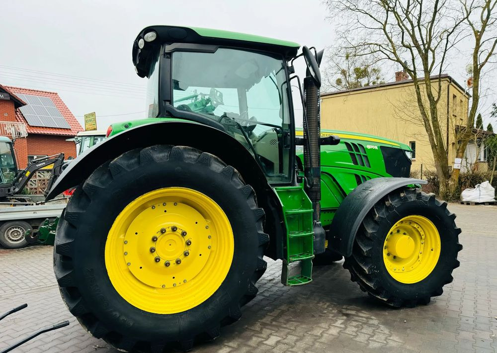 John Deere 6170R - 拖拉机:图3 John Deere 6170R - 拖拉机:图3