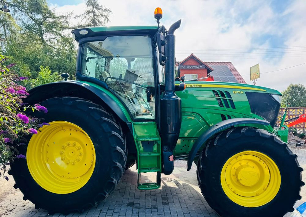 John Deere 6175R - 拖拉机:图3 John Deere 6175R - 拖拉机:图3