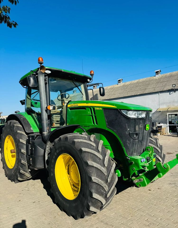 John Deere 7250R - 拖拉机:图4 John Deere 7250R - 拖拉机:图4