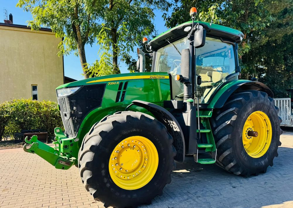 John Deere 7250R - 拖拉机:图2 John Deere 7250R - 拖拉机:图2