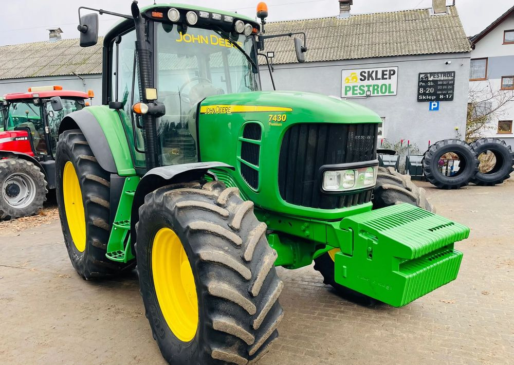 John Deere 7430 - 拖拉机:图3 John Deere 7430 - 拖拉机:图3