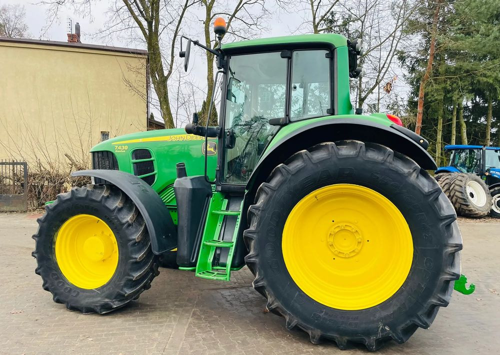 John Deere 7430 - 拖拉机:图4 John Deere 7430 - 拖拉机:图4