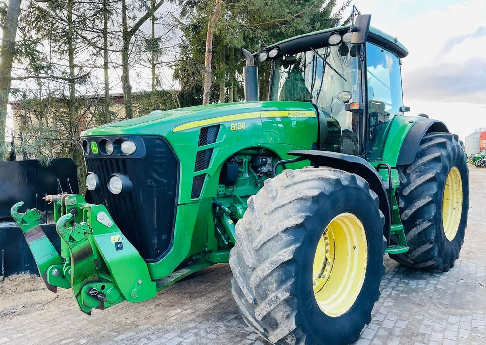 John Deere 8130 - 拖拉机:图2 John Deere 8130 - 拖拉机:图2