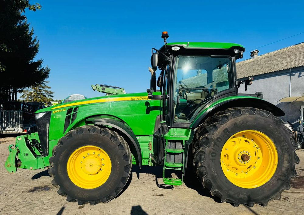 John Deere 8260R - 拖拉机:图5 John Deere 8260R - 拖拉机:图5