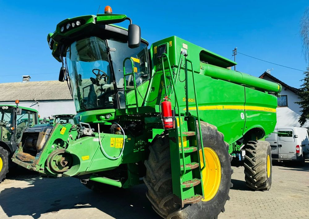 John Deere S660i - 联合收割机:图1 John Deere S660i - 联合收割机:图1
