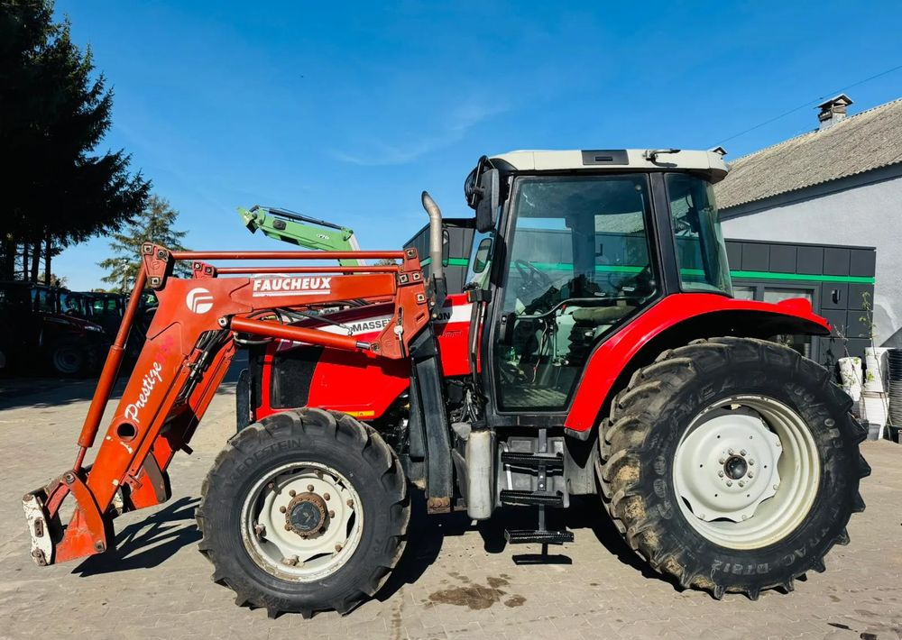 Massey Ferguson 6490 Dyna 6 - 拖拉机:图2 Massey Ferguson 6490 Dyna 6 - 拖拉机:图2