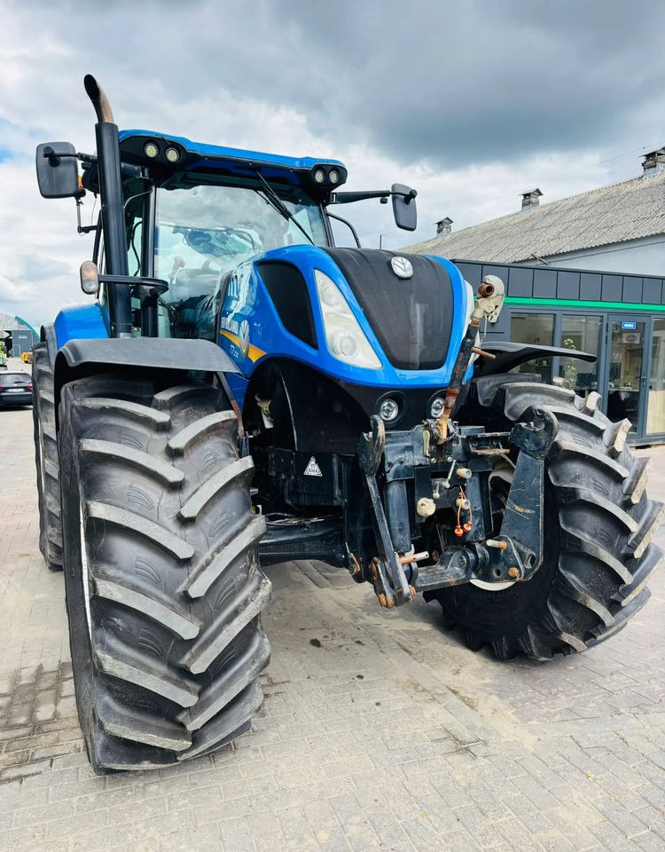 New Holland T7.230 - 拖拉机:图2 New Holland T7.230 - 拖拉机:图2
