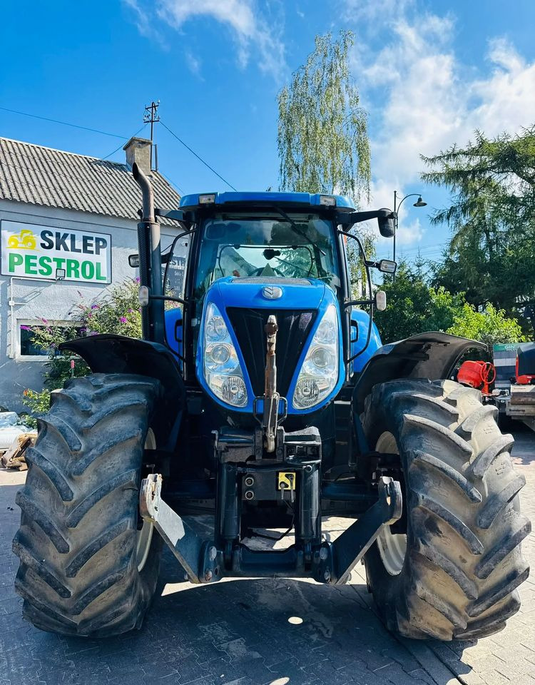 New Holland T7030 - 拖拉机:图4 New Holland T7030 - 拖拉机:图4