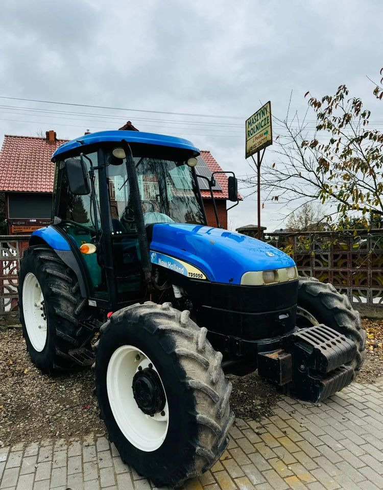 New Holland TD5050 - 拖拉机:图1 New Holland TD5050 - 拖拉机:图1