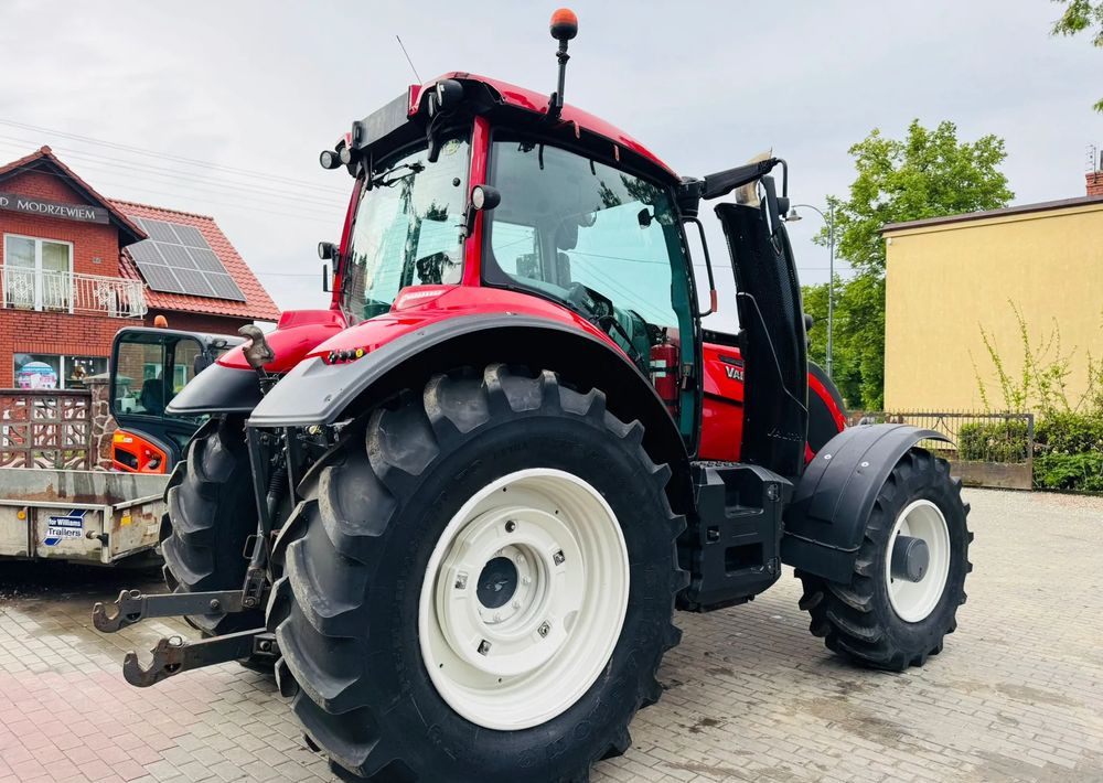 Valtra T154 - 拖拉机:图4 Valtra T154 - 拖拉机:图4