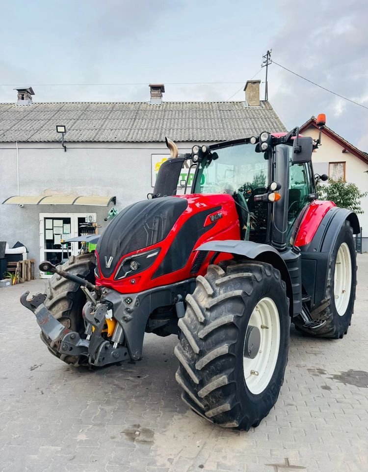 Valtra T214 ACTIVE - 拖拉机:图1 Valtra T214 ACTIVE - 拖拉机:图1