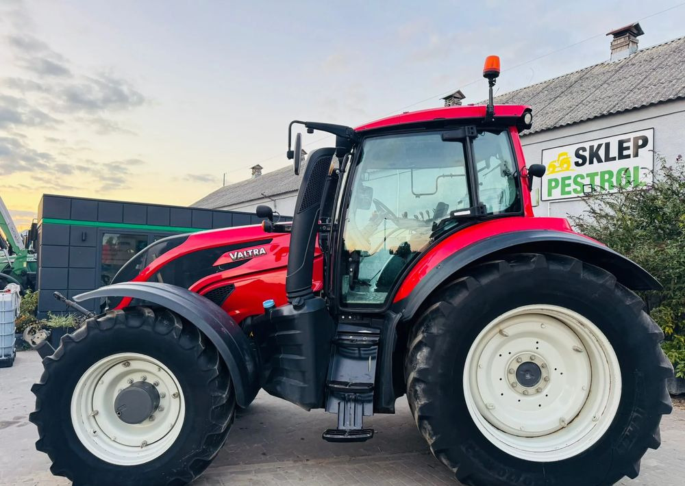 Valtra T214 ACTIVE - 拖拉机:图2 Valtra T214 ACTIVE - 拖拉机:图2