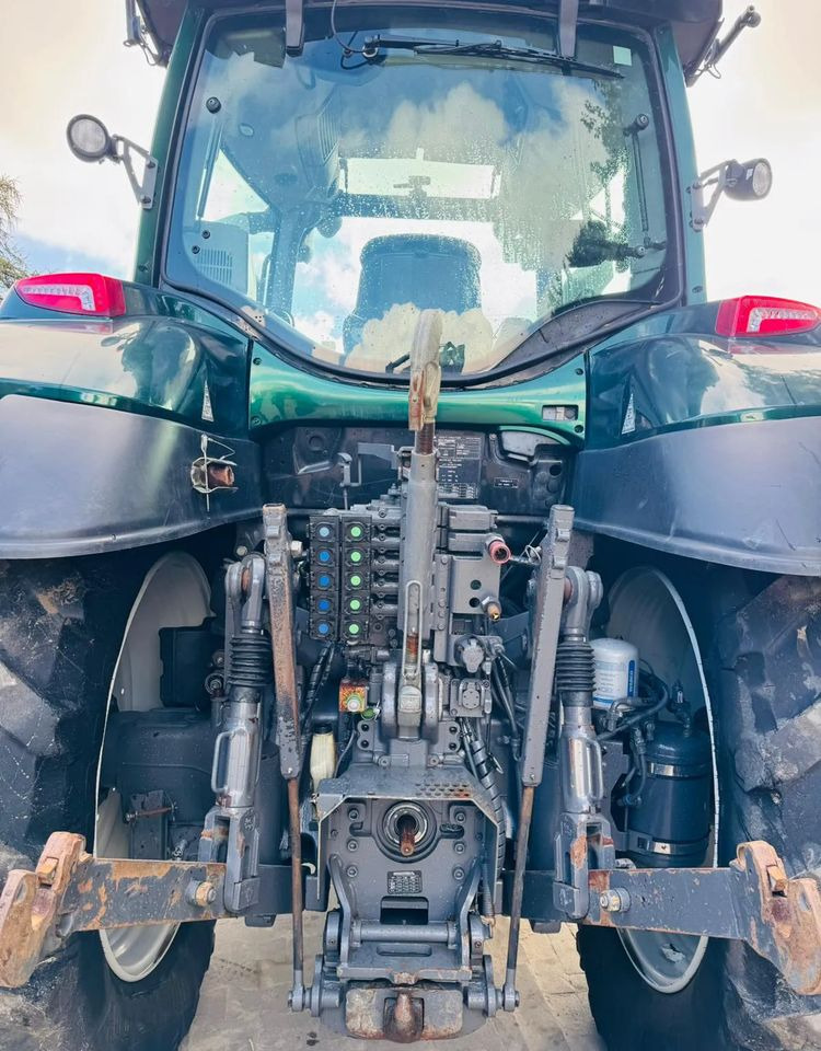 Valtra T214 Versu - 拖拉机:图3 Valtra T214 Versu - 拖拉机:图3