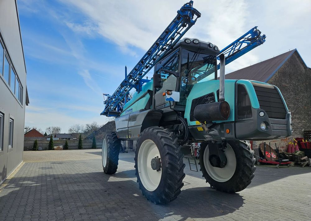 Berthoud Raptor 4200 D.P. TRONIC - 喷雾机:图2 Berthoud Raptor 4200 D.P. TRONIC - 喷雾机:图2