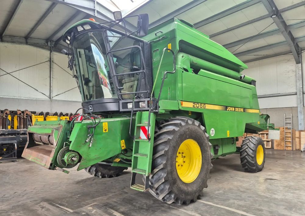 John Deere 2066 - 联合收割机:图3 John Deere 2066 - 联合收割机:图3
