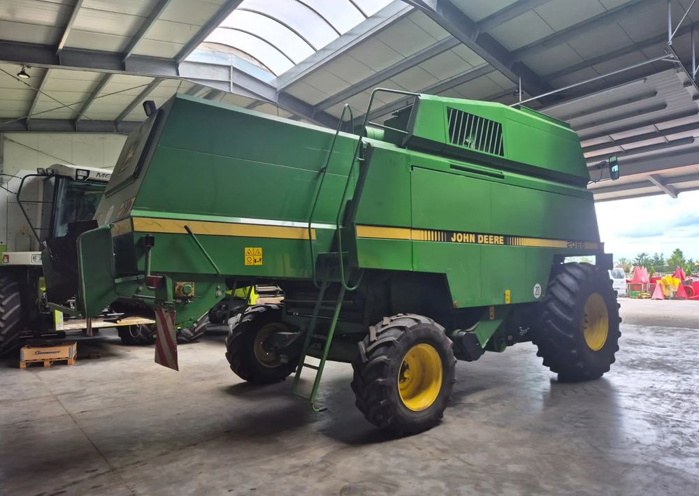 John Deere 2066 - 联合收割机:图4 John Deere 2066 - 联合收割机:图4