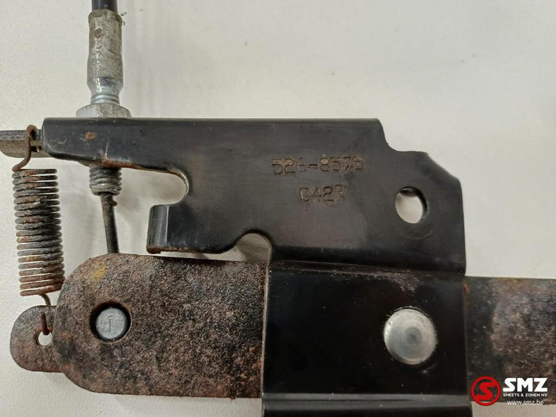 Caterpillar Cabin door lever + cable Caterpillar - 车门及其零件 适用于 卡车:图5 Caterpillar Cabin door lever + cable Caterpillar - 车门及其零件 适用于 卡车:图5