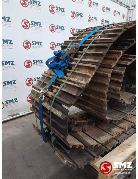 Caterpillar Occ track shoe 60 cm Caterpillar - 框架/ 底盘 适用于 卡车:图3 Caterpillar Occ track shoe 60 cm Caterpillar - 框架/ 底盘 适用于 卡车:图3