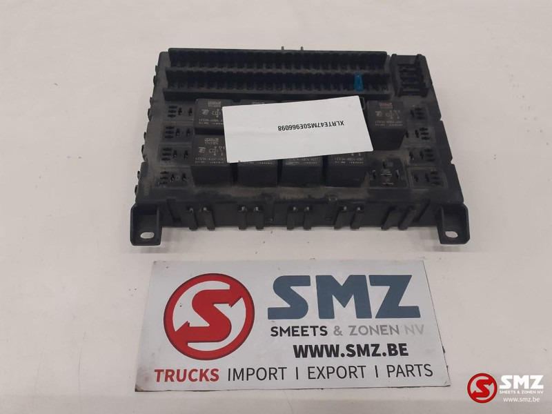 DAF Occ zekeringskast DAF - 电气系统 适用于 卡车:图3 DAF Occ zekeringskast DAF - 电气系统 适用于 卡车:图3