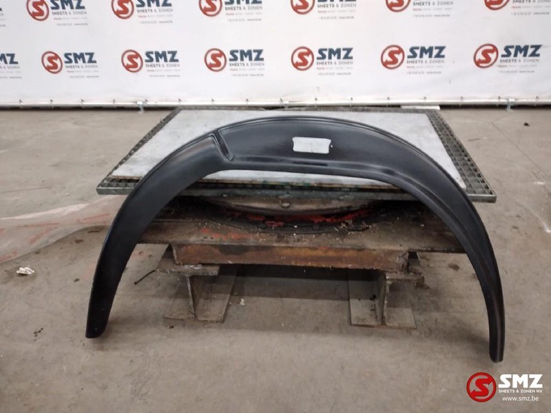 Iveco Spatbord voorzijde rechts Iveco 190 - 挡泥板 适用于 卡车:图1 Iveco Spatbord voorzijde rechts Iveco 190 - 挡泥板 适用于 卡车:图1