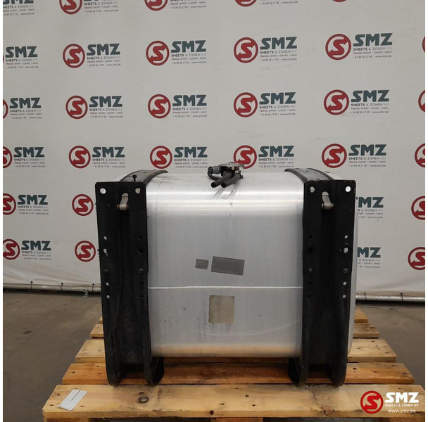 MAN Occ brandstoftank 330L + brandstofniveausensor + s - 燃料箱 适用于 卡车:图2 MAN Occ brandstoftank 330L + brandstofniveausensor + s - 燃料箱 适用于 卡车:图2