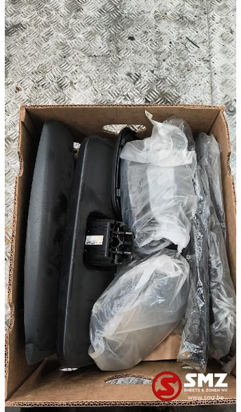 Mercedes-Benz Lot onderdelen Mercedes - 后视镜 适用于 卡车:图1 Mercedes-Benz Lot onderdelen Mercedes - 后视镜 适用于 卡车:图1