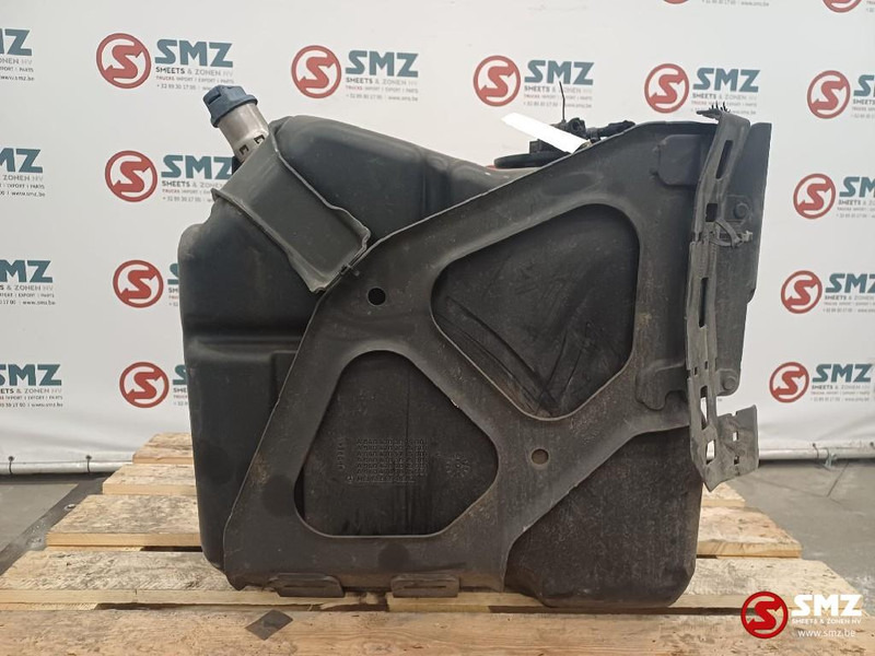 Mercedes-Benz Occ AdBluetank Mercedes - 燃料系统 适用于 卡车:图4 Mercedes-Benz Occ AdBluetank Mercedes - 燃料系统 适用于 卡车:图4