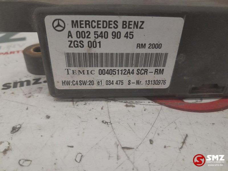 Mercedes-Benz Occ ECU AdBlue regeleenheid Mercedes - ECU 适用于 卡车:图4 Mercedes-Benz Occ ECU AdBlue regeleenheid Mercedes - ECU 适用于 卡车:图4