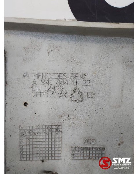 Mercedes-Benz Occ Windgeleider links Actros mp1 - 空气动力/ 扰流板 适用于 卡车:图3 Mercedes-Benz Occ Windgeleider links Actros mp1 - 空气动力/ 扰流板 适用于 卡车:图3