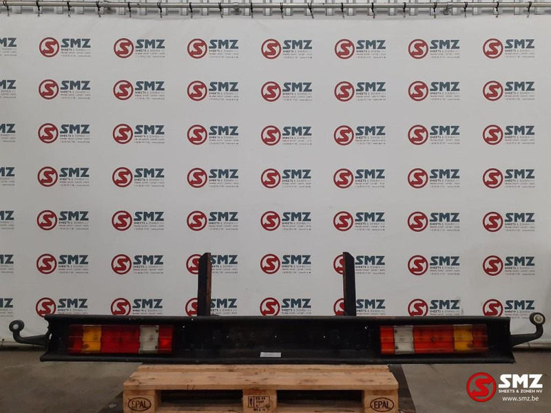 Mercedes-Benz Occ achterbumper Mercedes - 框架/ 底盘 适用于 卡车:图1 Mercedes-Benz Occ achterbumper Mercedes - 框架/ 底盘 适用于 卡车:图1